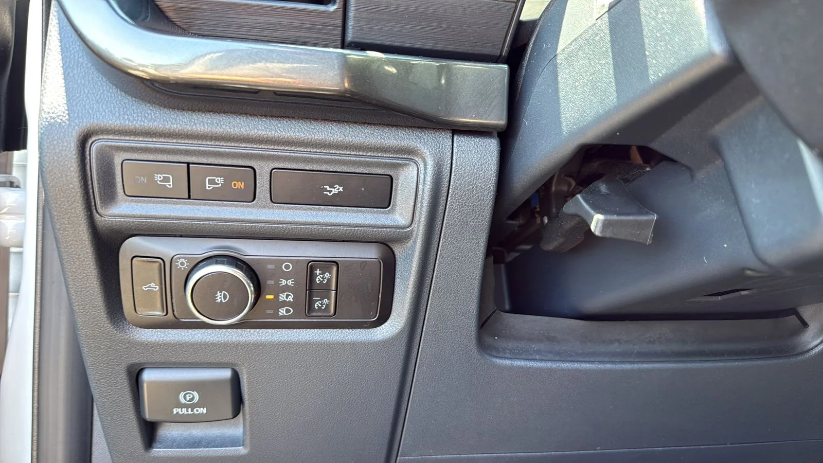 Used 2023 White Ford XLT image 14