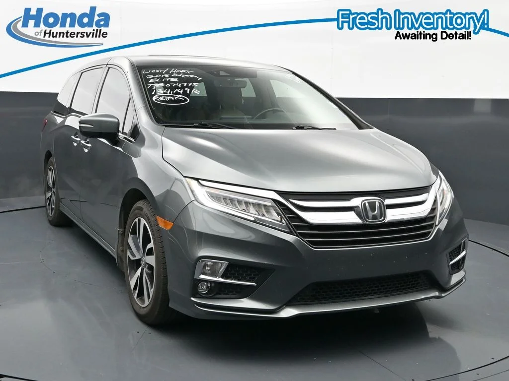 2018 Honda Odyssey Elite's photo