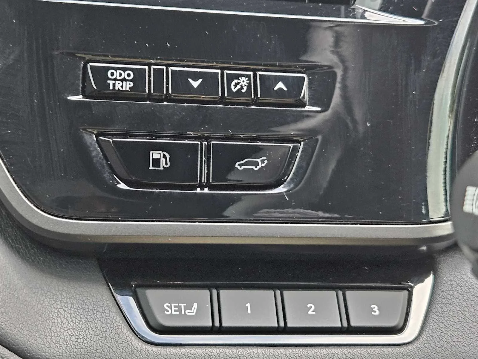 Certified Used 2025 CLOUDBURST GRAY Lexus Premium image 16
