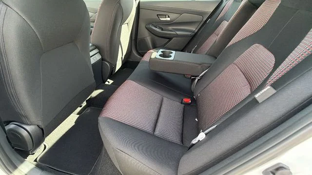 2026 Nissan Sentra SR - Photo 16