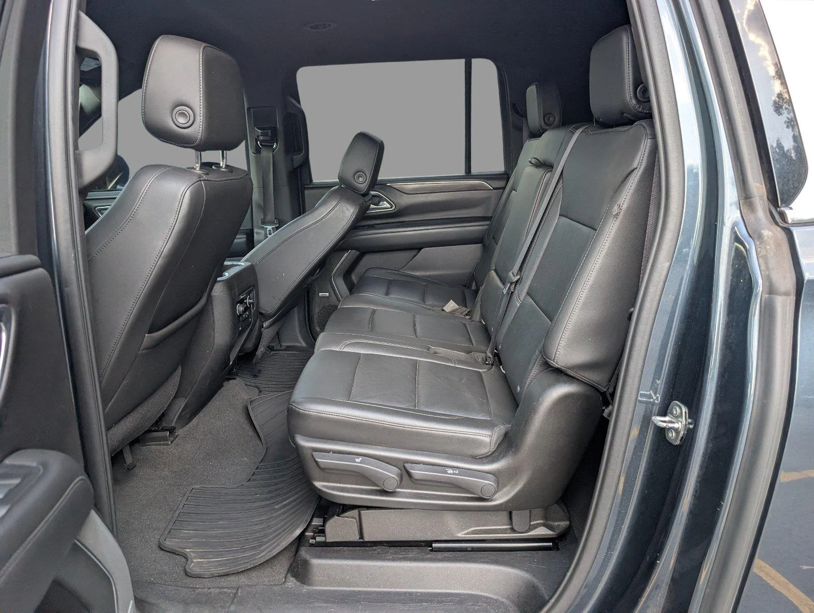 Used 2021 Shadow Gray Metallic Chevrolet LT image 34