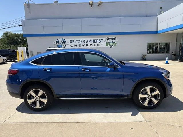 Used 2023  Mercedes-Benz GLC 300 Coupe image 11