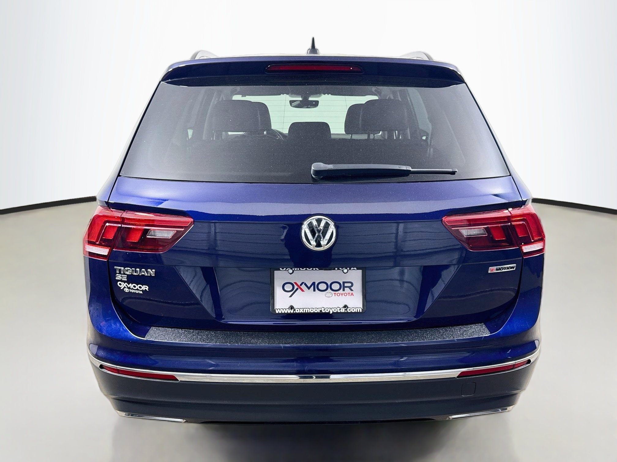 Used 2021 Atlantic Blue Metallic Volkswagen SE image 6