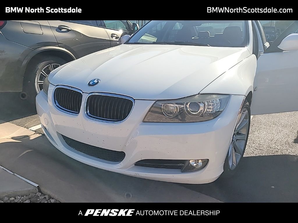 2011 BMW 3 Series 328i Sedan's photo