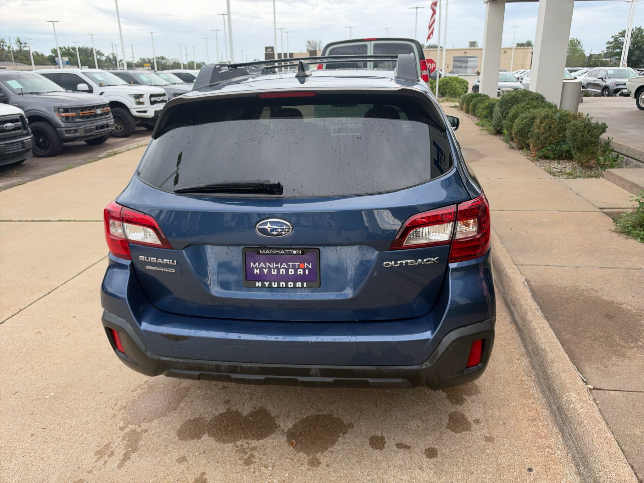 Used 2019 Abyss Blue Pearl Subaru Premium image 6