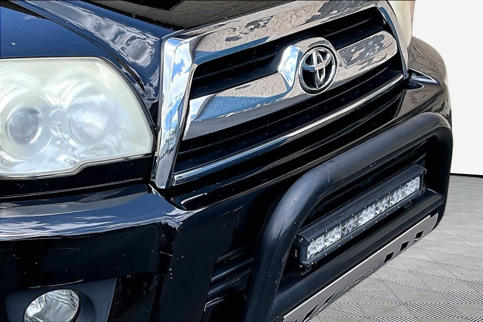 Used 2008 Black Toyota SR5 image 28