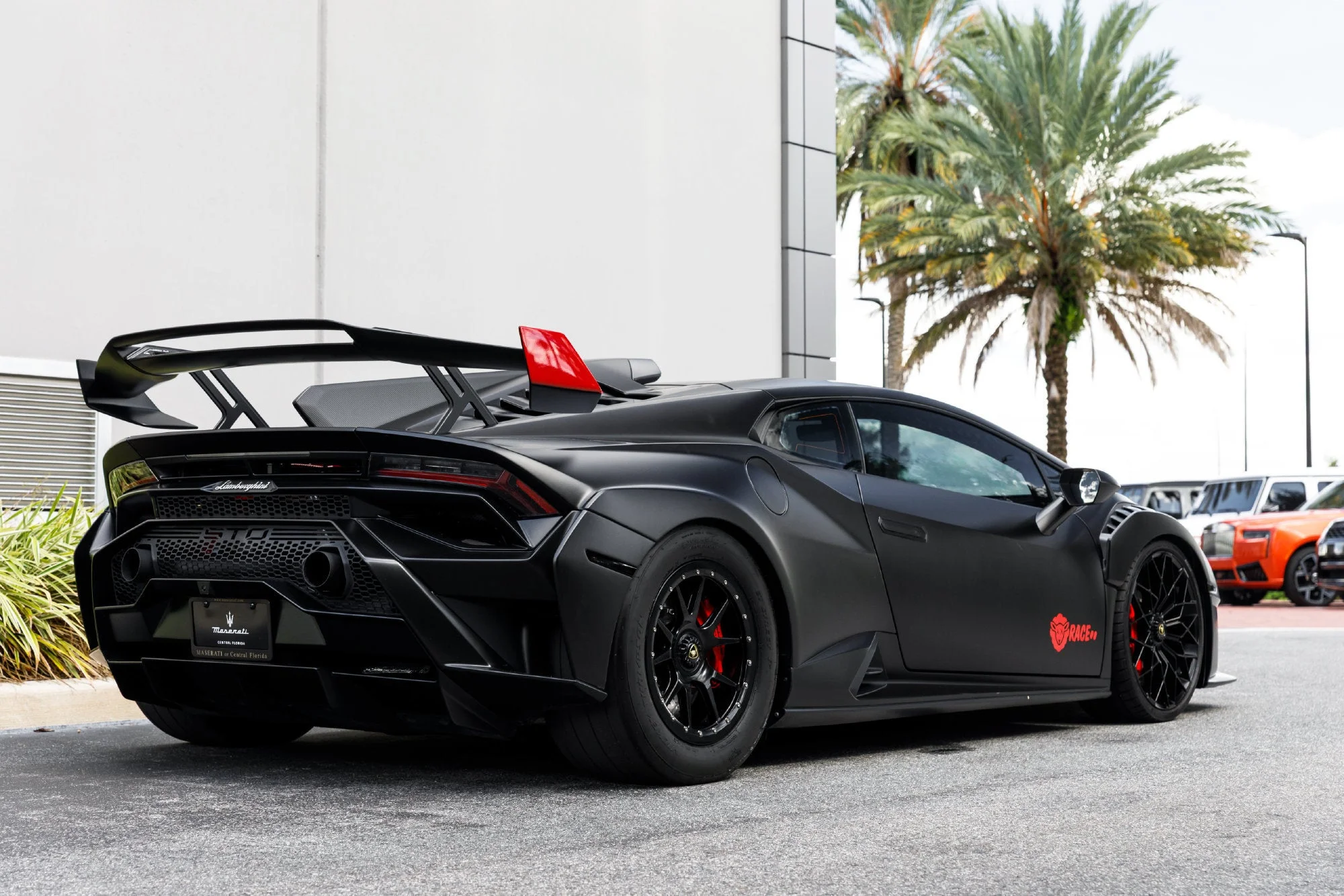 Used 2021  Lamborghini Base image 5