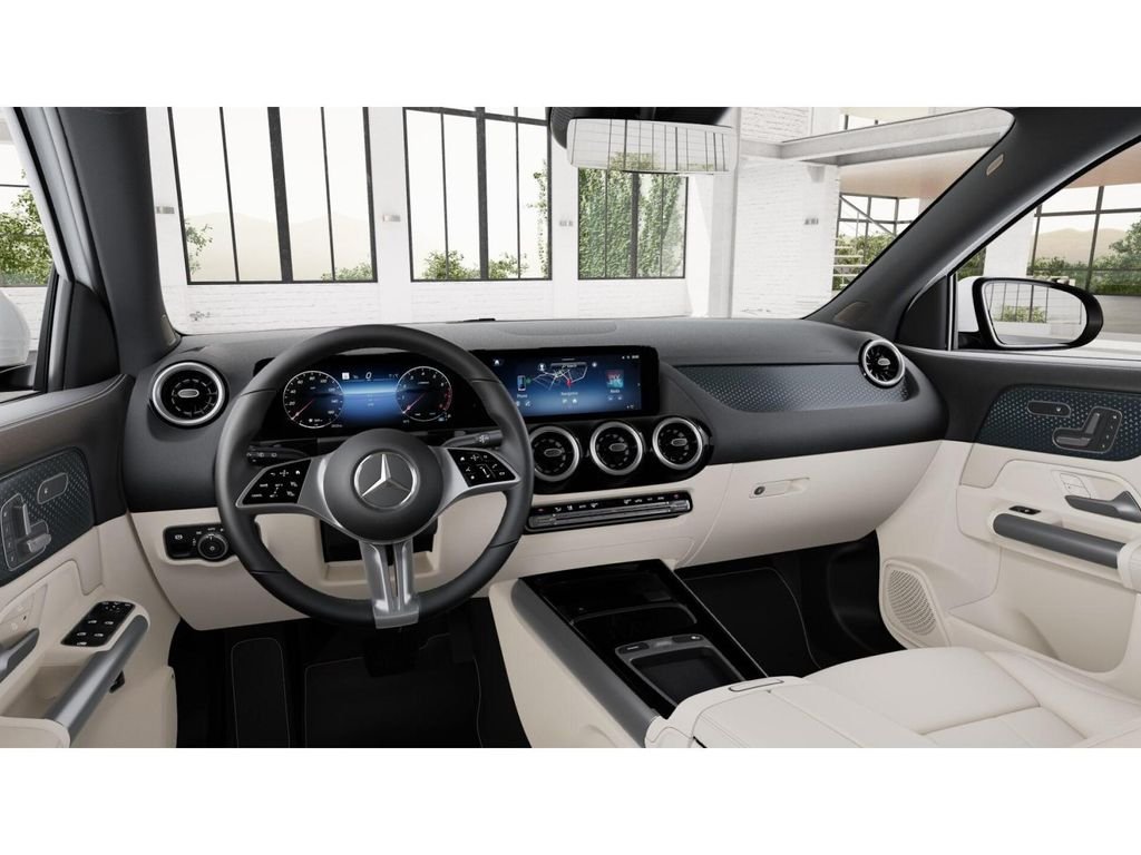 New 2026 Polar White Mercedes-Benz GLA 250 4MATIC® image 3