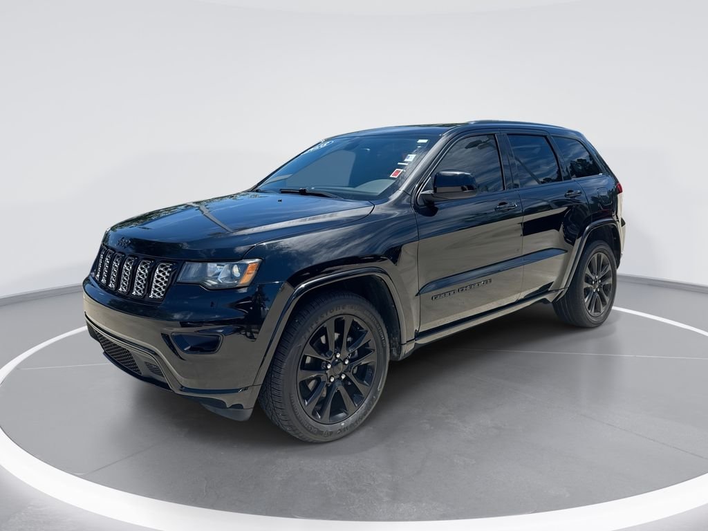 2018 Jeep Grand Cherokee Altitude's photo