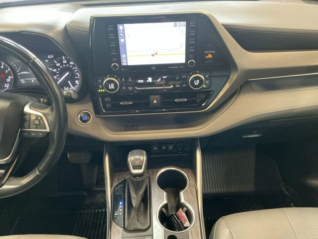 Used 2020 Blue Toyota Limited image 12