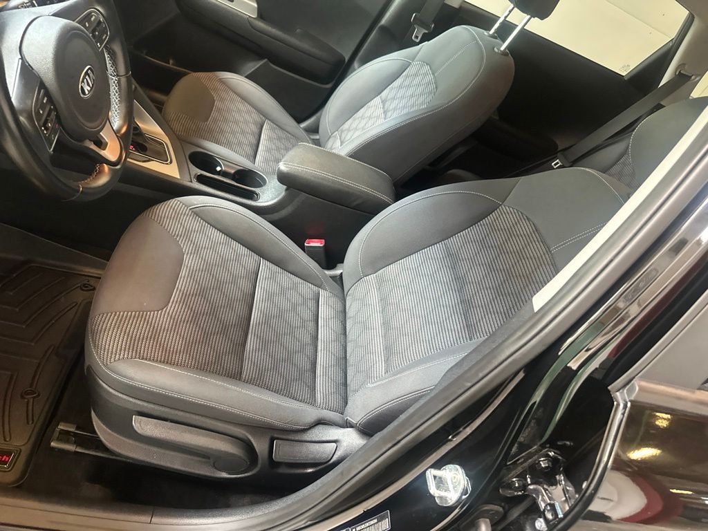 Used 2019 Black Kia LX image 9