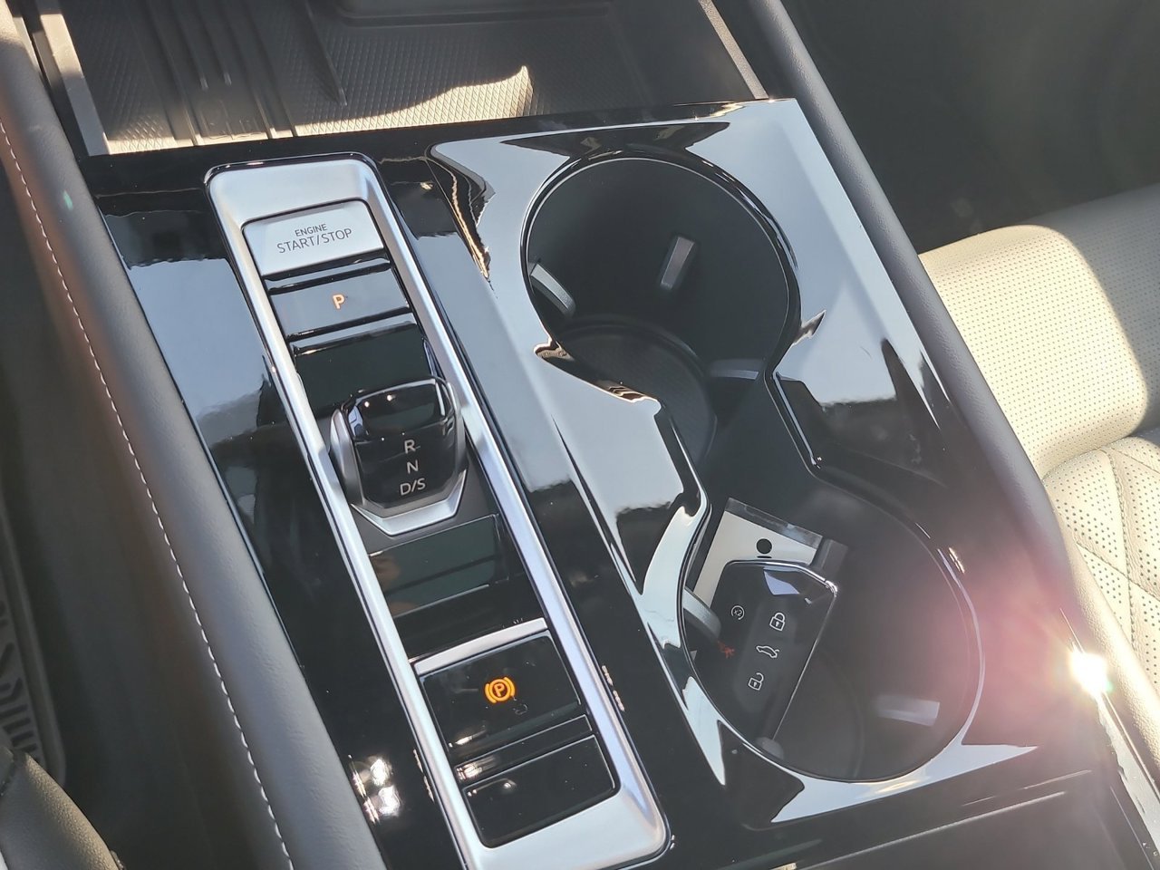 New 2026 Pure Gray Volkswagen SEL Premium R-Line image 26