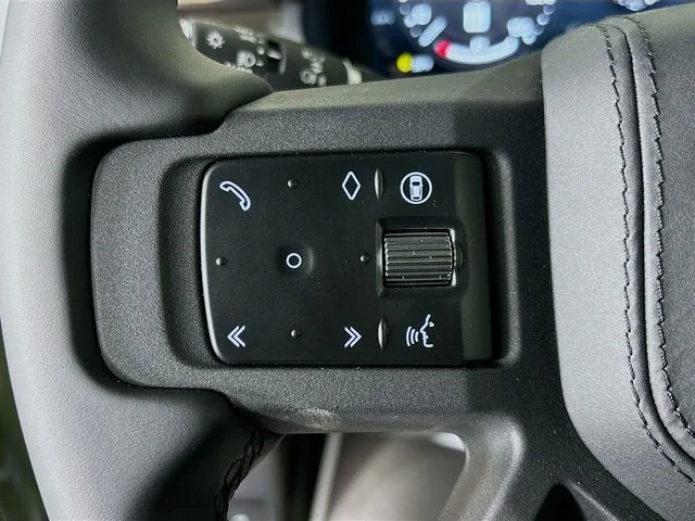 Used 2026  Land Rover X image 10
