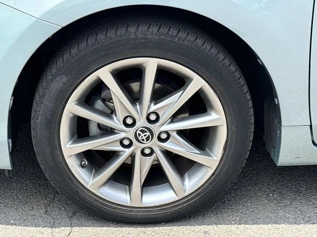 Used 2017 Beige Toyota Five image 11