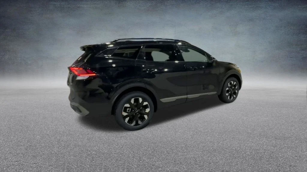Used 2023 Black Kia X-Line image 23