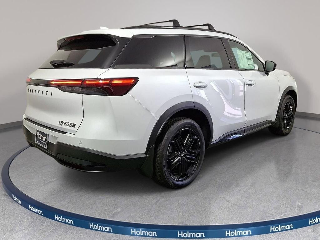 New 2026 RADIANT WHITE INFINITI Sport AWD image 5
