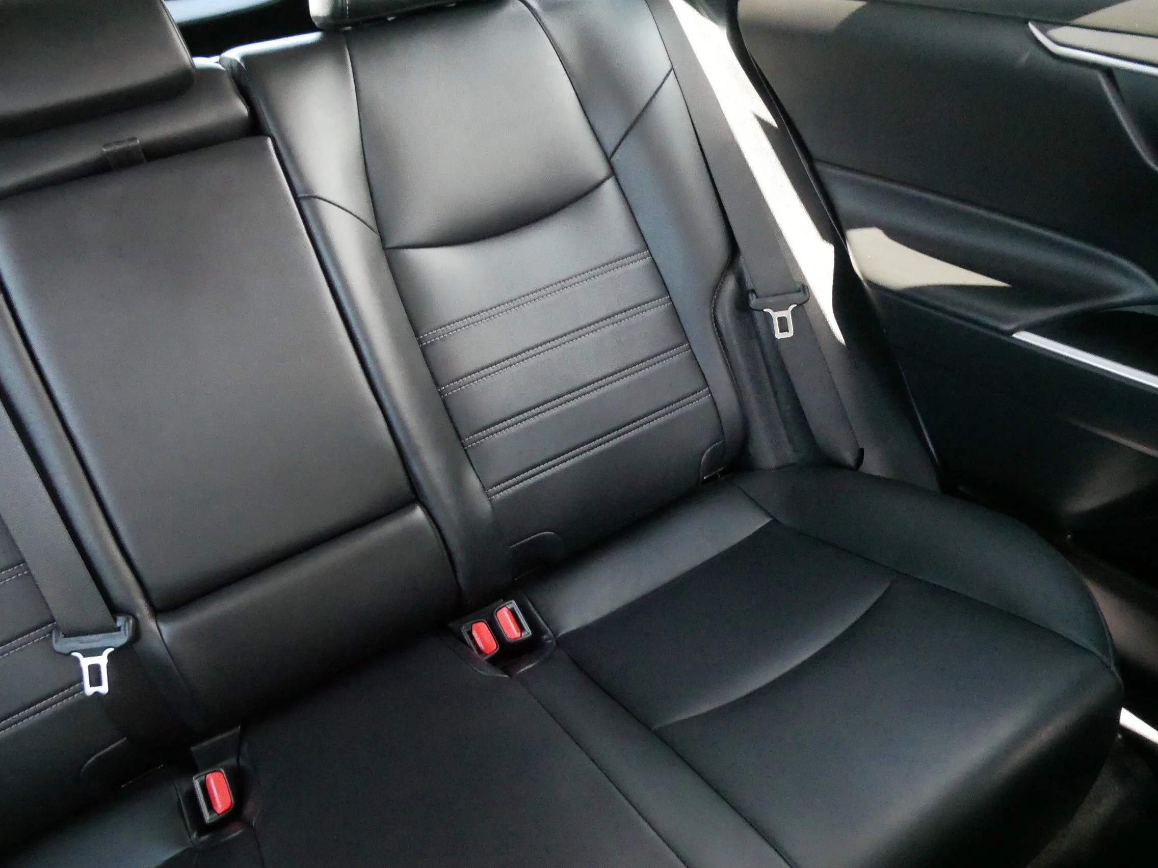 Used 2024 Ruby Flare Pearl Toyota XLE Premium image 14