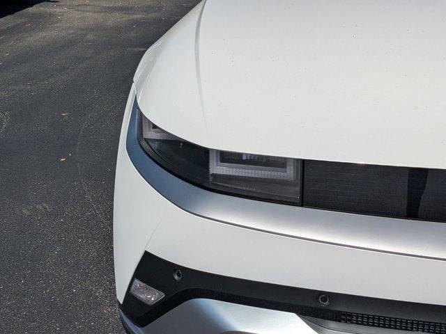 2025 Hyundai IONIQ 5 SE - Photo 9