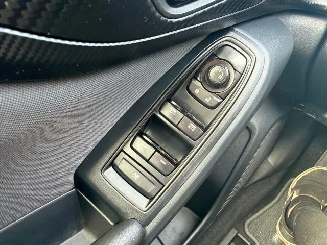 Used 2019 Silver Subaru 2.0i Premium image 15