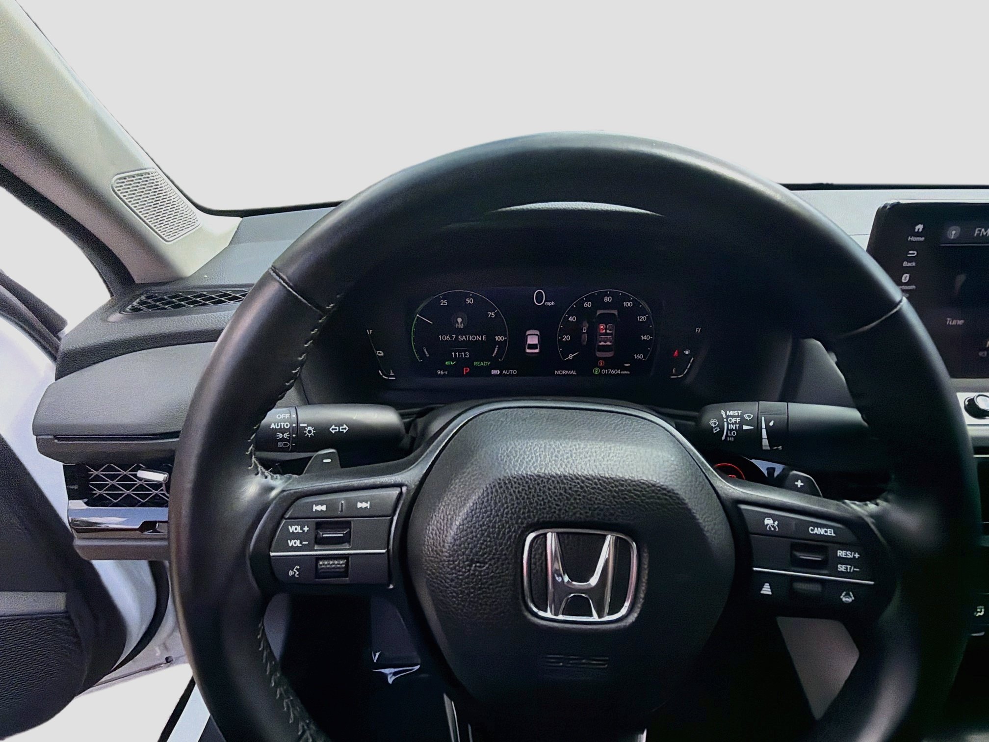 2024 Honda Accord Hybrid EX-L - Photo 11