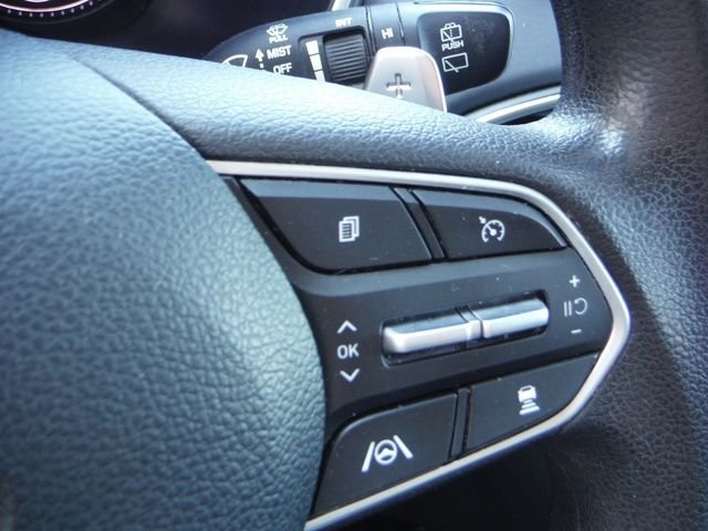 Used 2023 Gray Hyundai SE image 30