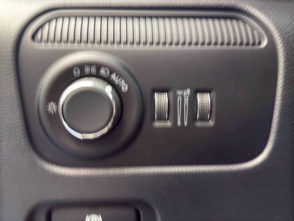 New 2026 Velvet Red Pearlcoat (DISC) Jeep Limited Altitude image 29