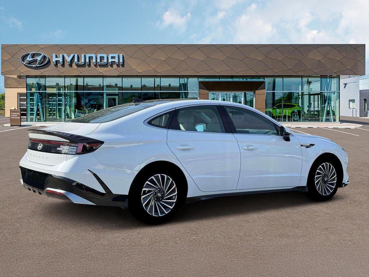 New 2026 White Hyundai SEL image 8