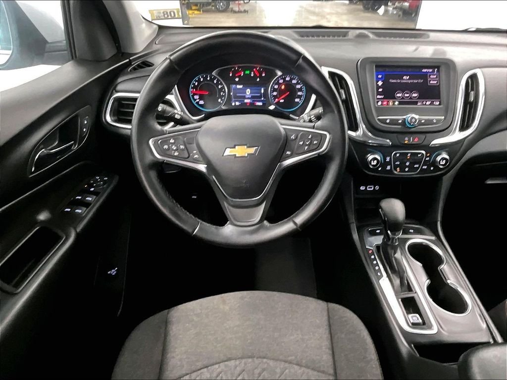 Used 2024 Summit White Chevrolet LT image 17