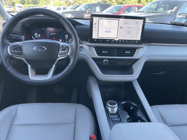 2026 Ford Explorer Active - Photo 8