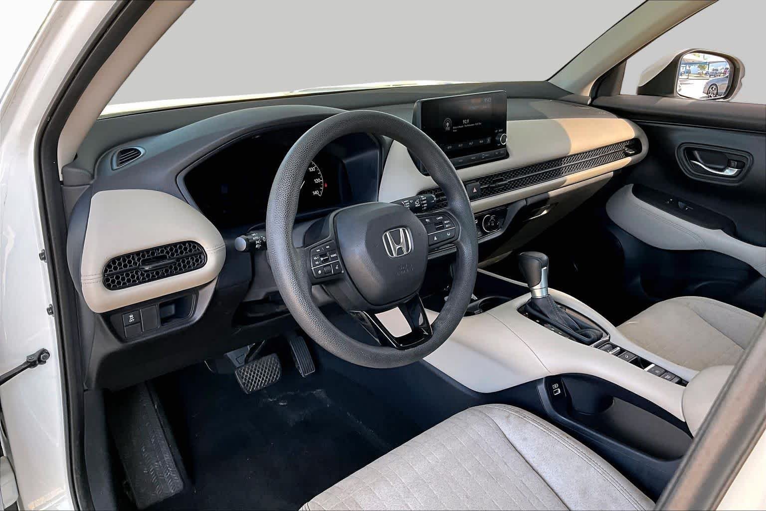 2023 Honda HR-V LX - Photo 18