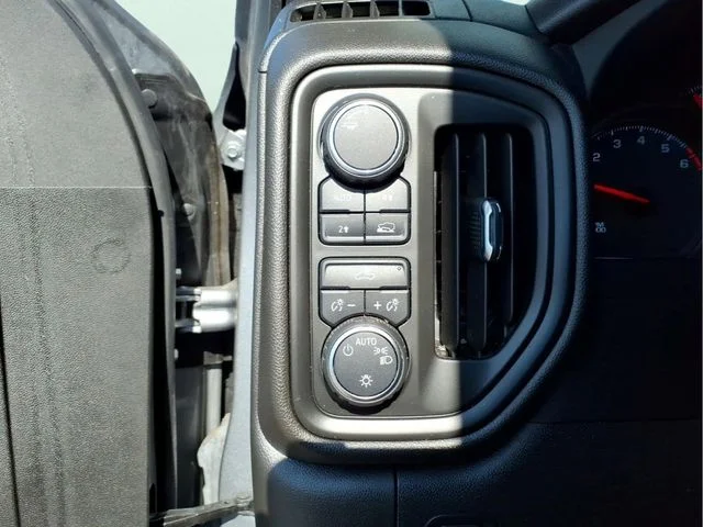 Used 2023 Gray Chevrolet Custom image 21