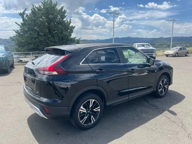 Used 2026 Black Mitsubishi  image 8