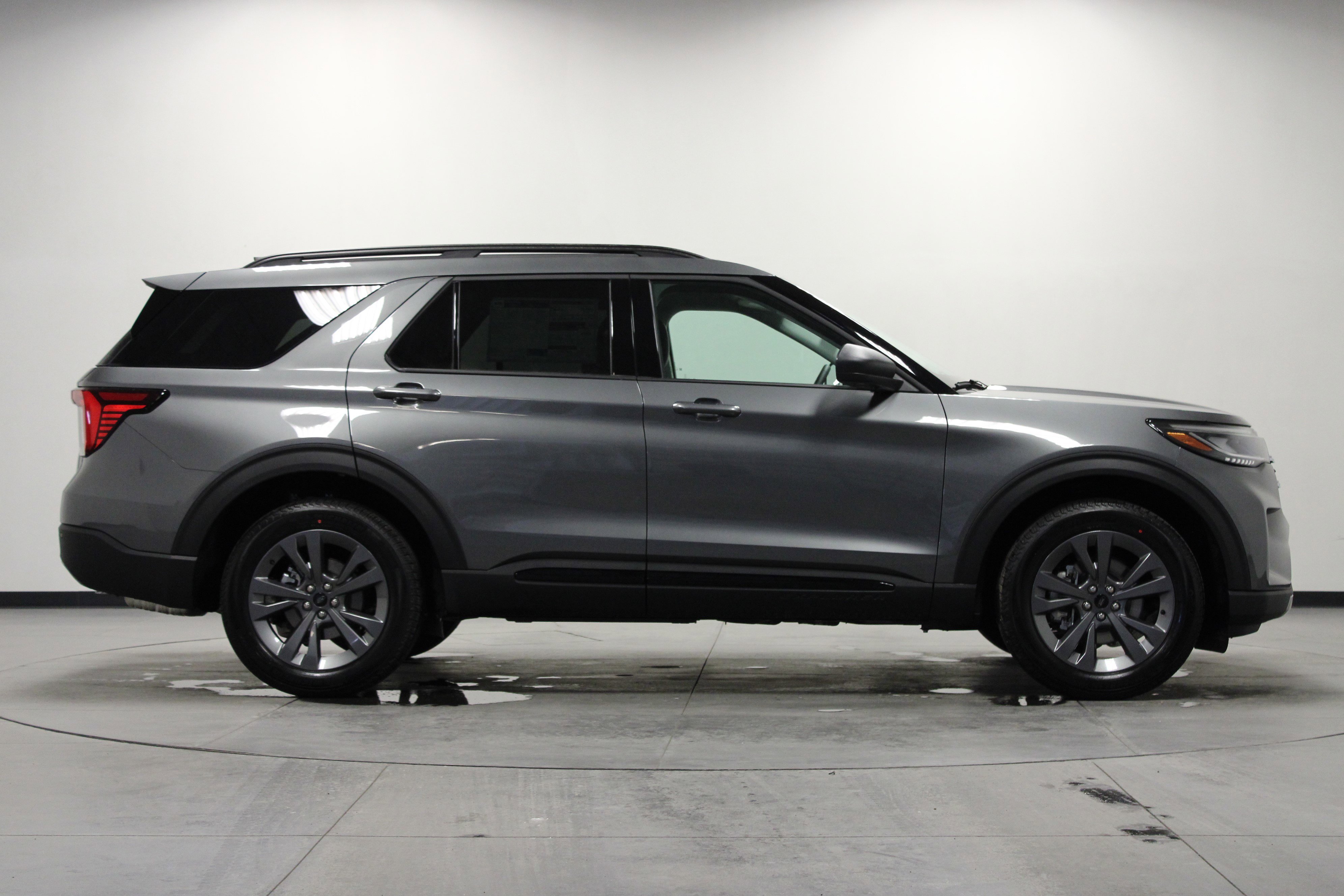 New 2026 Carbonized Gray Metallic Ford Active image 3
