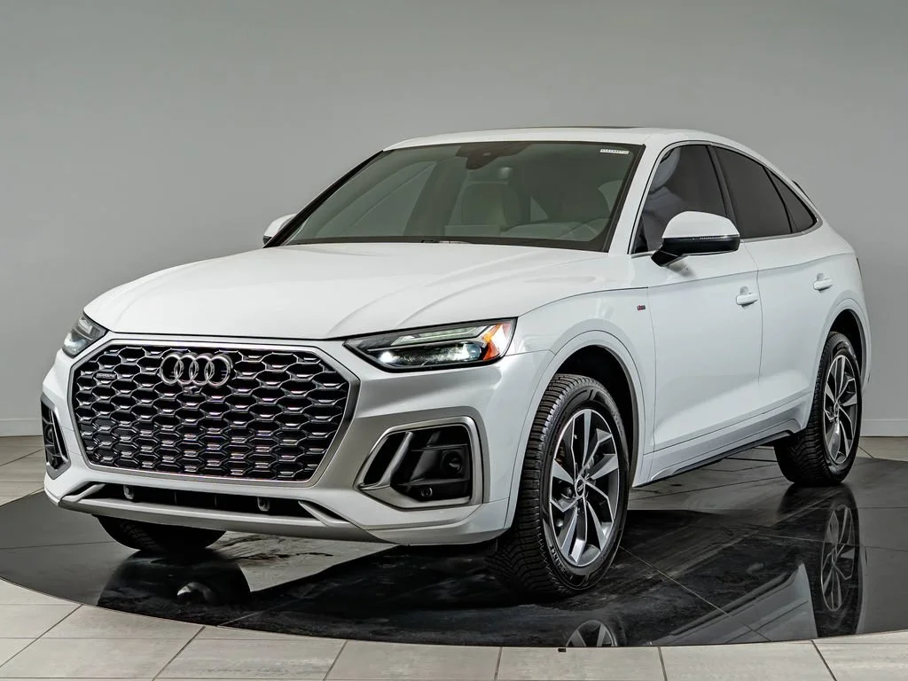 Used 2022 Glacier White Metallic Audi 45 S line Premium image 1