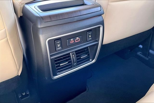 Used 2021 Red Nissan Platinum image 32
