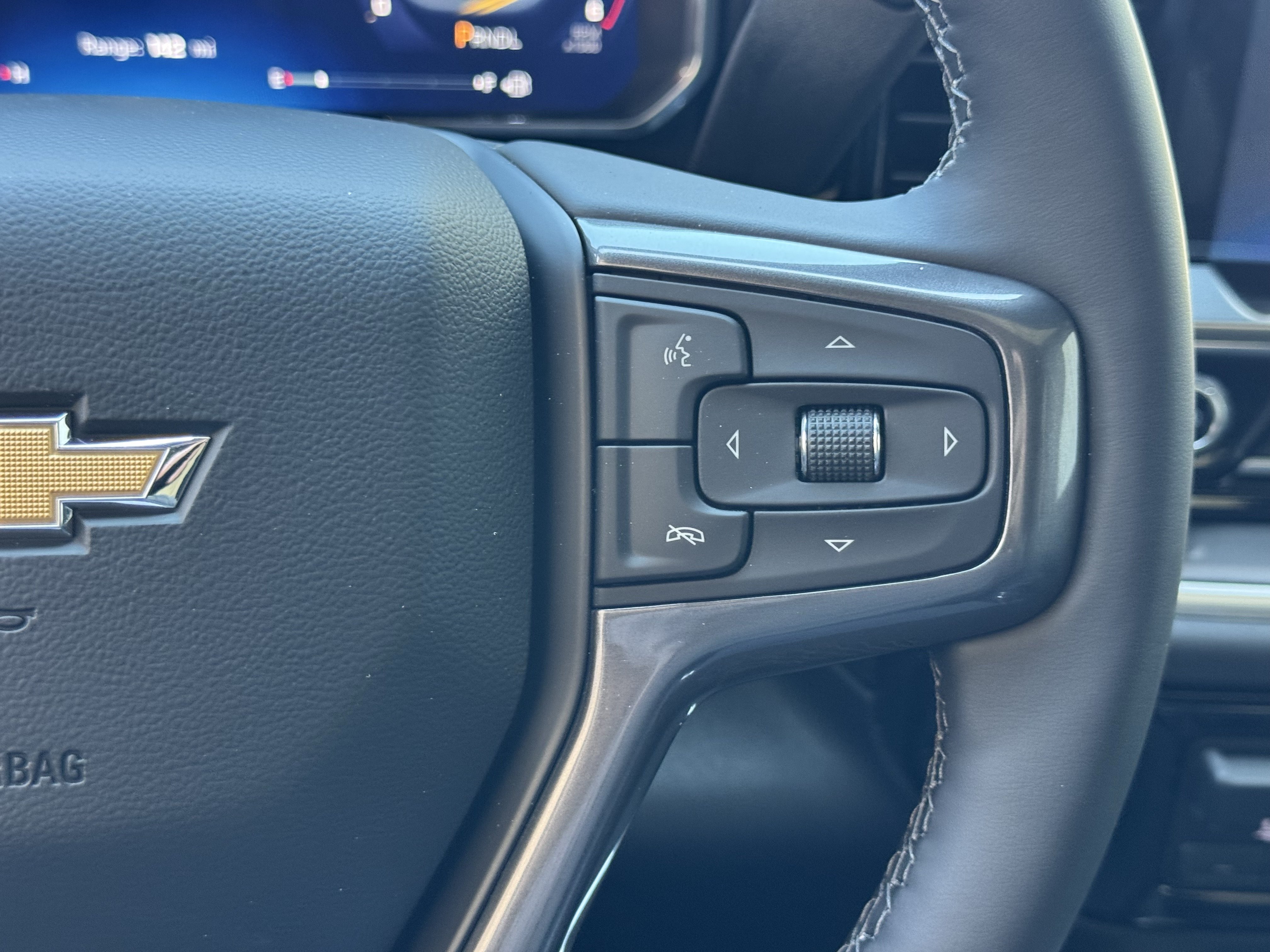 New 2026 Sterling Gray Metallic Chevrolet High Country image 27