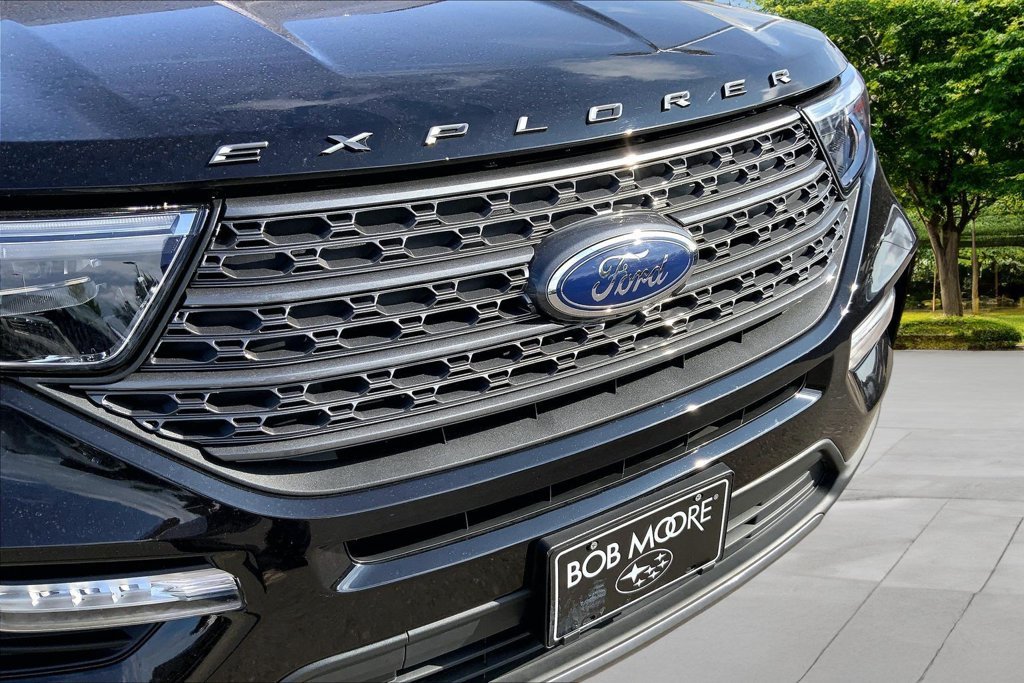 Used 2023 Black Ford XLT image 31