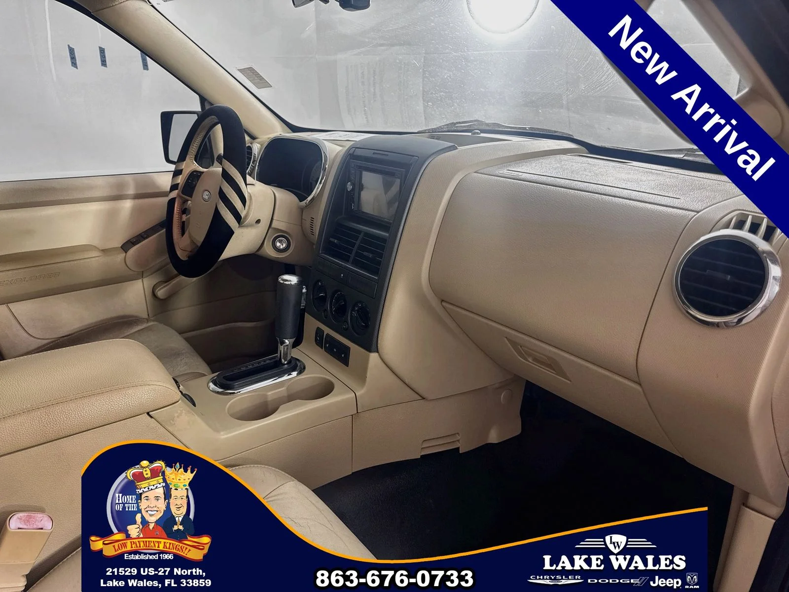 Used 2007 Red Ford Limited image 25