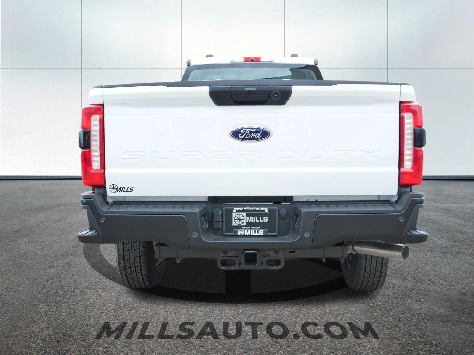 New 2024 Oxford White Ford F-350® XL image 6