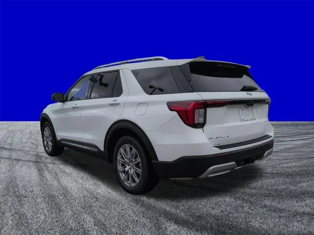New 2026 Star White Metallic Tri-Coat Ford Platinum™ image 6