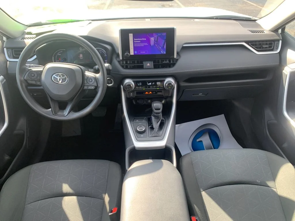 Used 2025 White Toyota XLE image 16