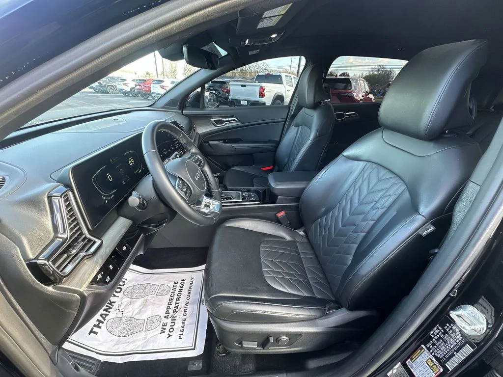 Used 2024 Black Kia X-Line image 11