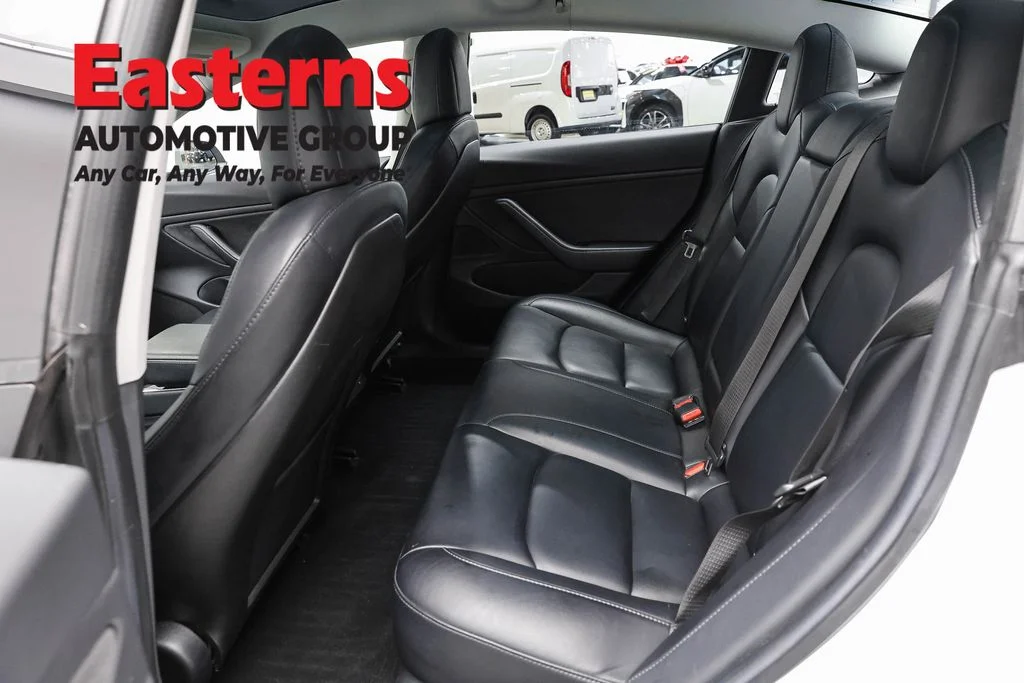 Used 2018 White Tesla Long Range image 16
