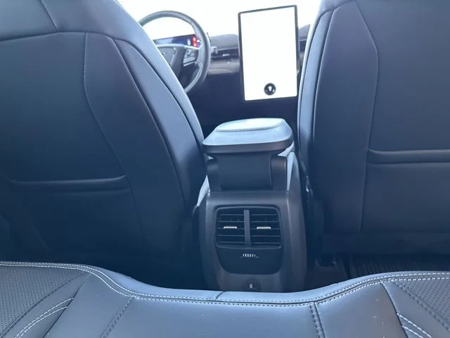 Used 2025 Green Ford Premium image 23