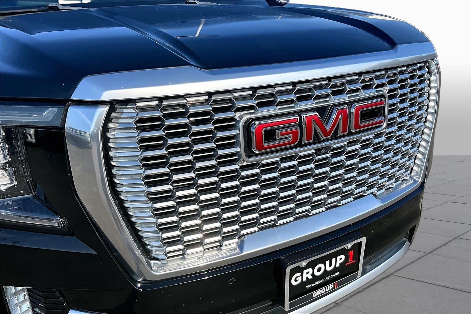 Used 2023 Onyx Black GMC Denali image 28