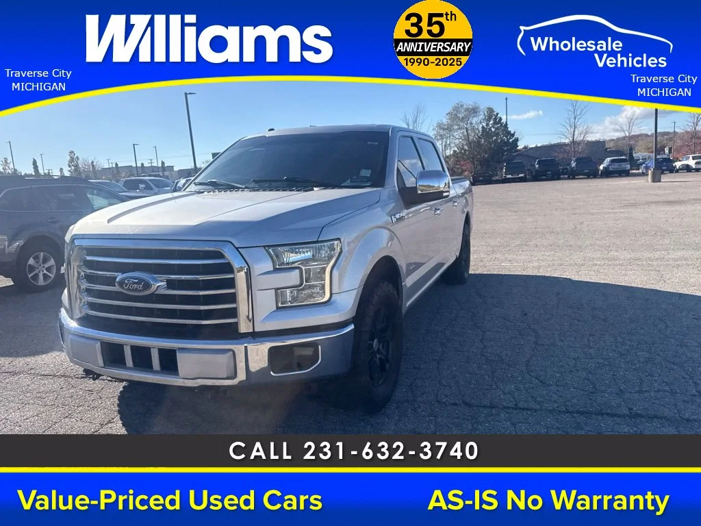 Used 2016 Ingot Silver Ford XLT image 5