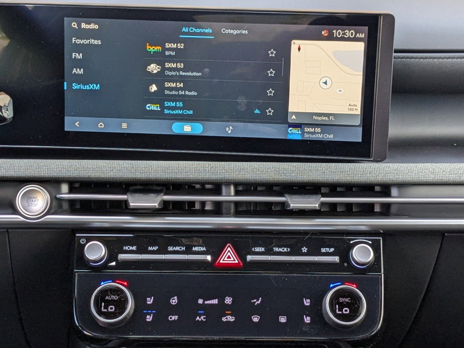 2025 Hyundai Santa Cruz Limited - Photo 14