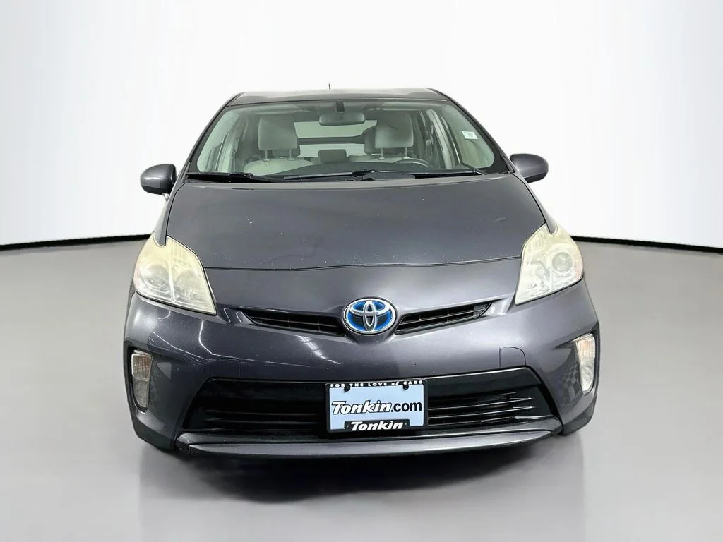 Used 2012 Winter Gray Metallic Toyota Two image 3