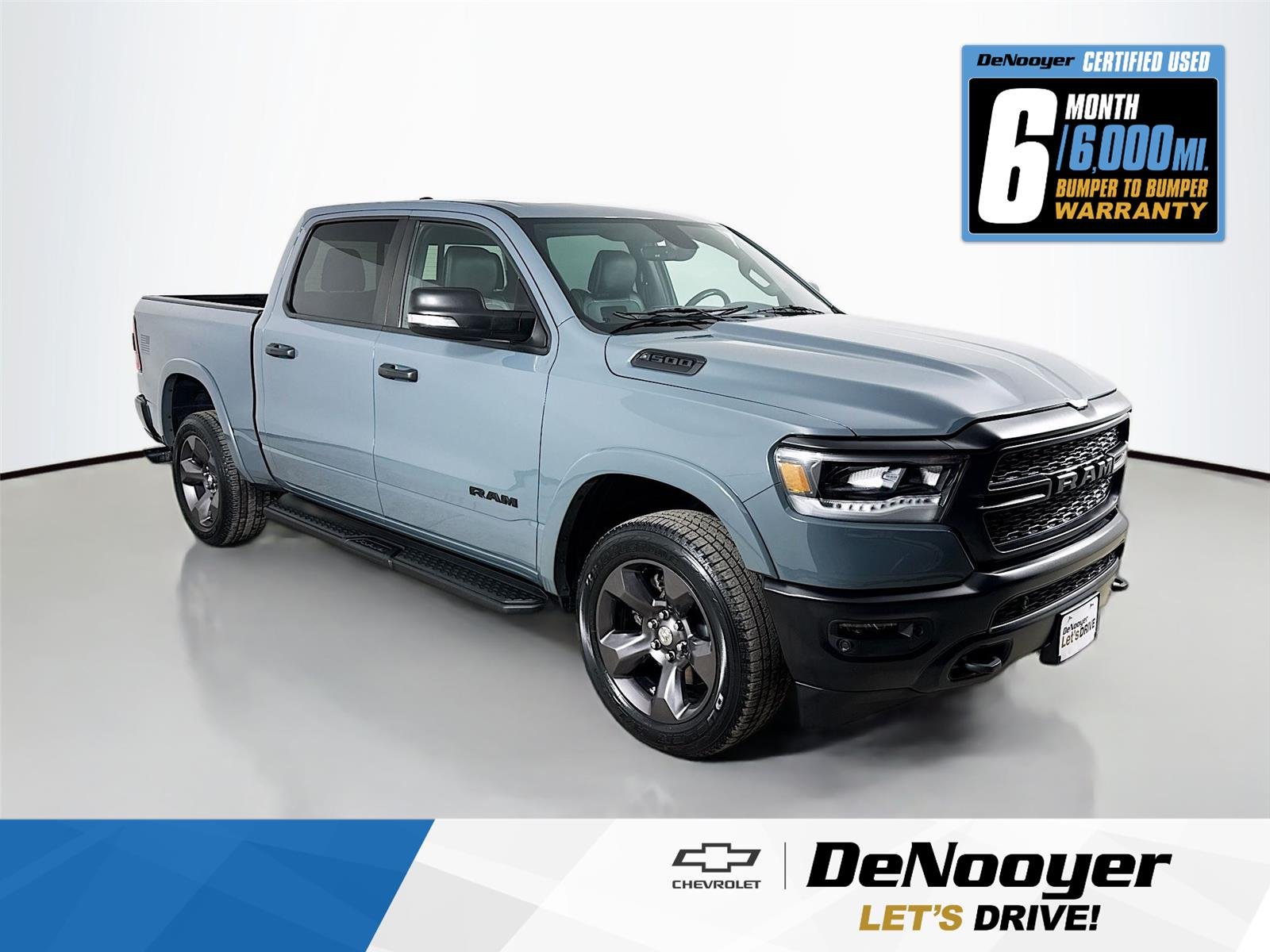 2021 RAM 1500 Big Horn/Lone Star 4x4 Crew Cab 5'7's photo