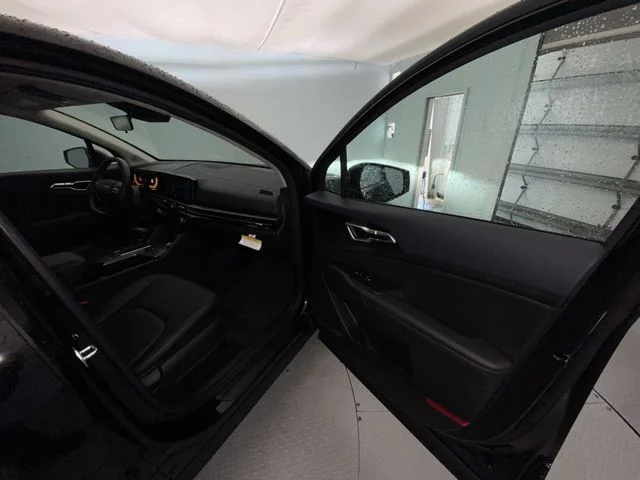 Used 2026 Black Kia EX image 24